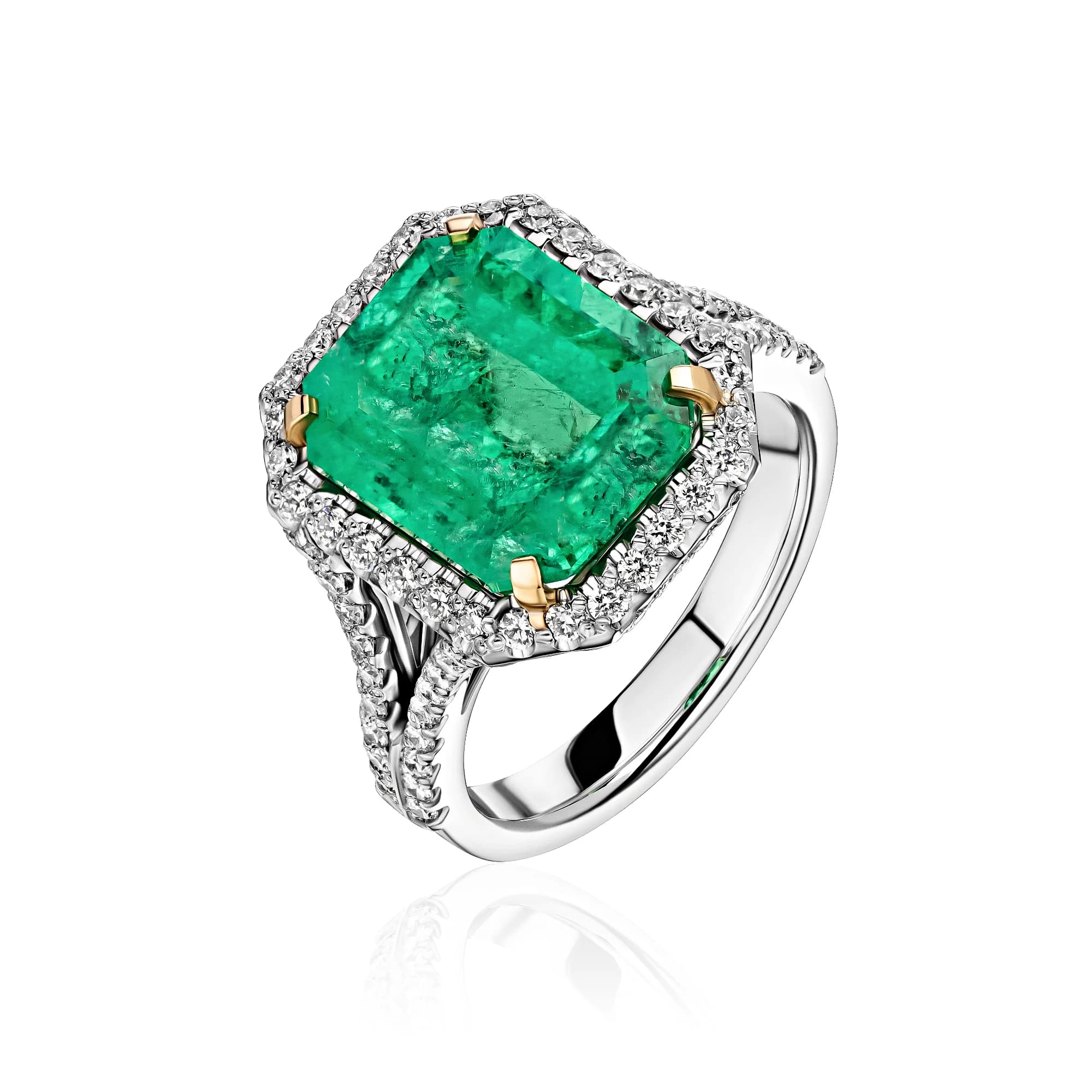 Ring with a Ural emerald 7.44 ct, bespoke — Reves Brillants